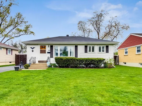 2332 S Scott St, Des Plaines, IL 60018