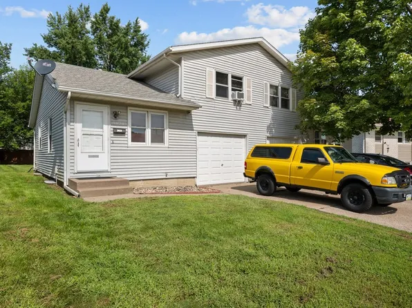 3020 N Michigan Ave, Davenport, IA 52804