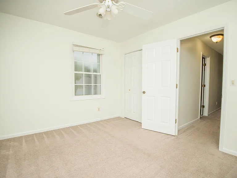 11144 Pleasant Forest Dr — Photo 45