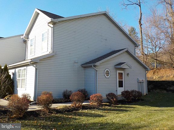 4th image of 113 Hiddenwood Dr