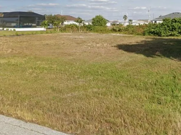 26 NW 24th AVE, CAPE CORAL, FL 33993