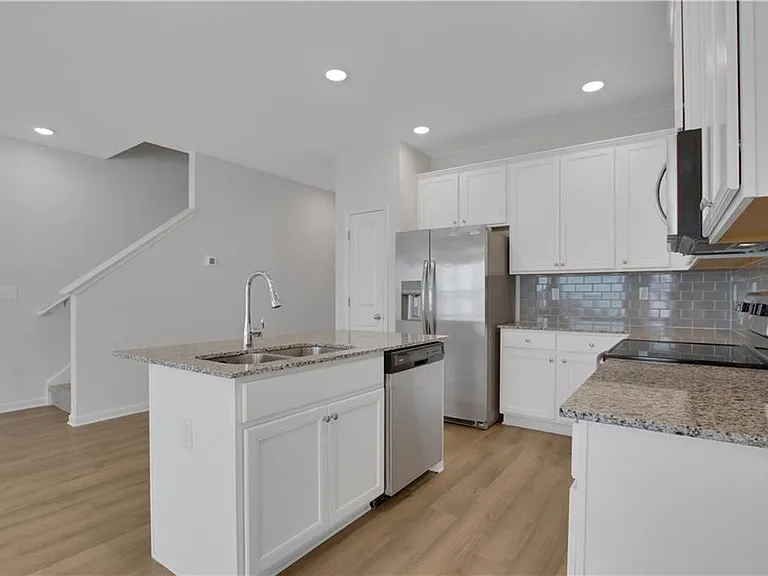 102 Jaxton St — Photo 11