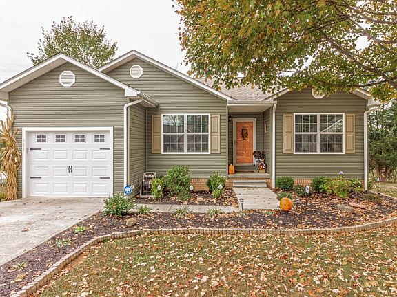 2nd image of 505 Old Village Ct