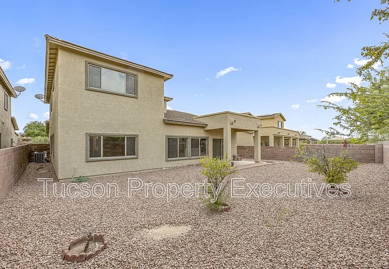 7585 E Picket Fence Ln — Photo 27