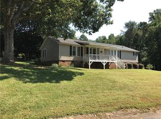 4452 Coachwood Ln, Gastonia, NC 28056