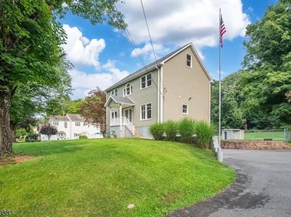 157 Halsey Rd, Hampton Twp., NJ 07860