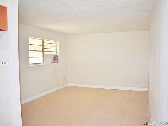 2nd image of 5521 NE Miami Ct APT 9