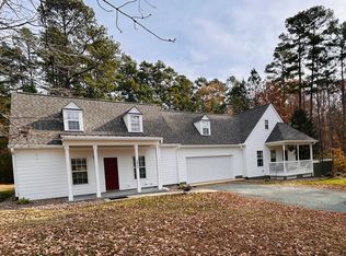 2027 Foxwood Farm Trl, Chapel Hill, NC 27516