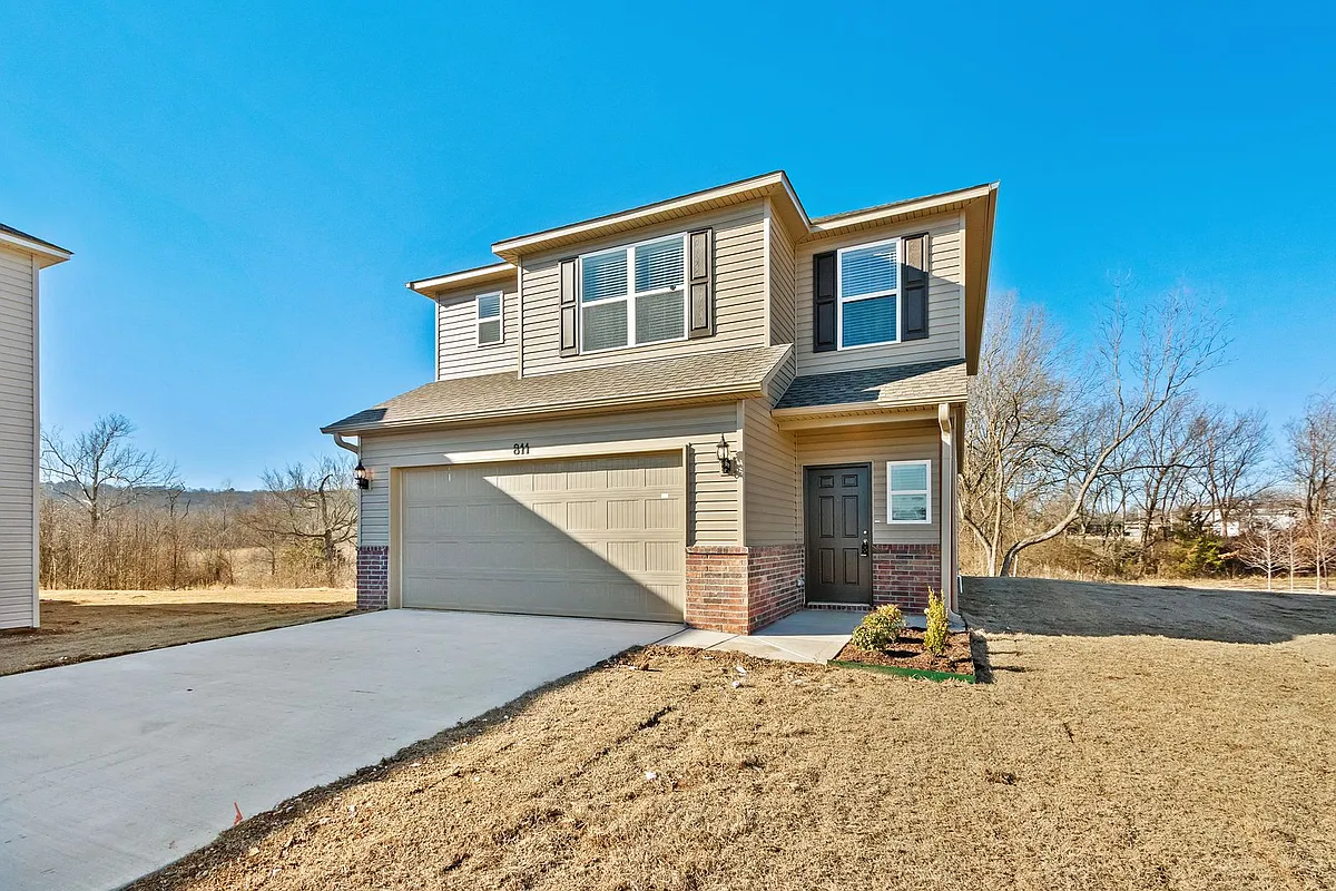 Building Photo - 811 E Sparrow Cir