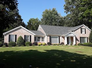 114 Woodlake Dr, Gainesville, GA 30506