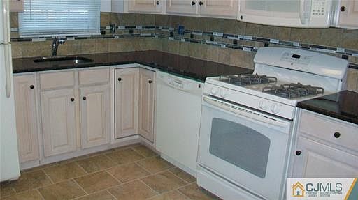 1st image of 363 Cranbury A3 Rd #A3