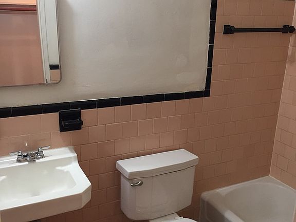 4th image of 1240 Rhode Island Ave NE APT 302