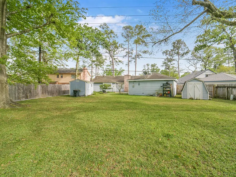 7818 Kleingreen Ln — Photo 45