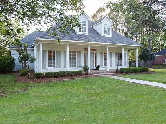 4th image of 316 Hillchase Dr