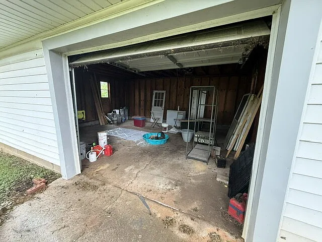 123 Monaview Cir — Photo 35