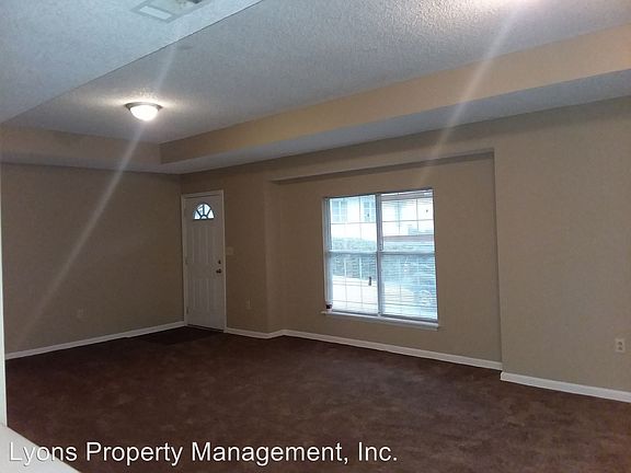 2nd image of 211 W Park Ave #B