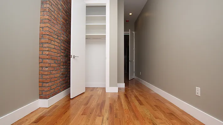 Rented by Nooklyn NYC LLC | media 27