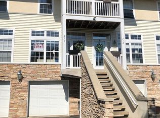 310 Beachwalk Trl, Luna Pier, MI 48157