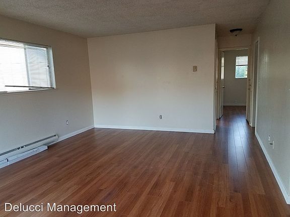 4th image of 3977 Hamilton Ave APT 3