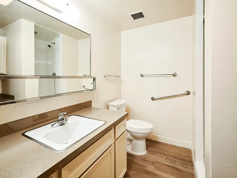 Hollywood Towne House — Photo 35