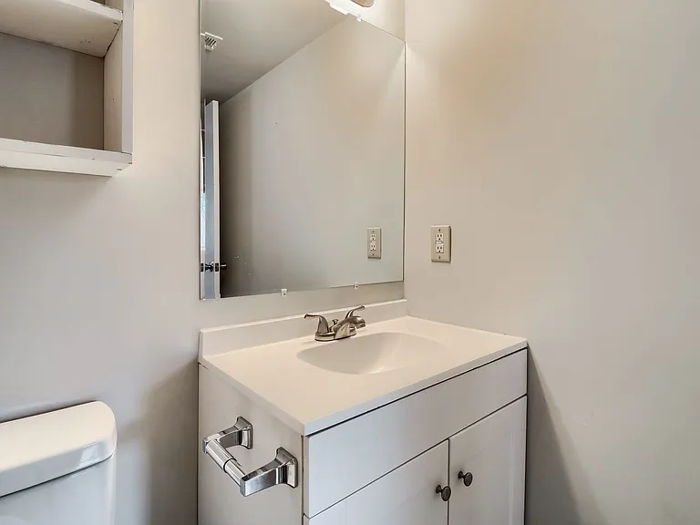 1000 Sandlin Pl #A — Photo 18