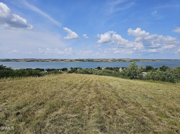 102 Hannah Trl SW, Linton, ND 58552