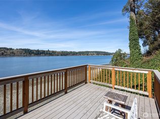 211 E Shoreline Ln, Shelton, WA 98584