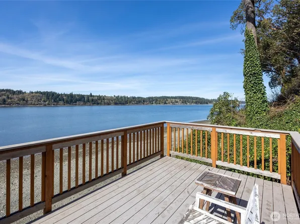 211 E Shoreline Lane, Shelton, WA 98584