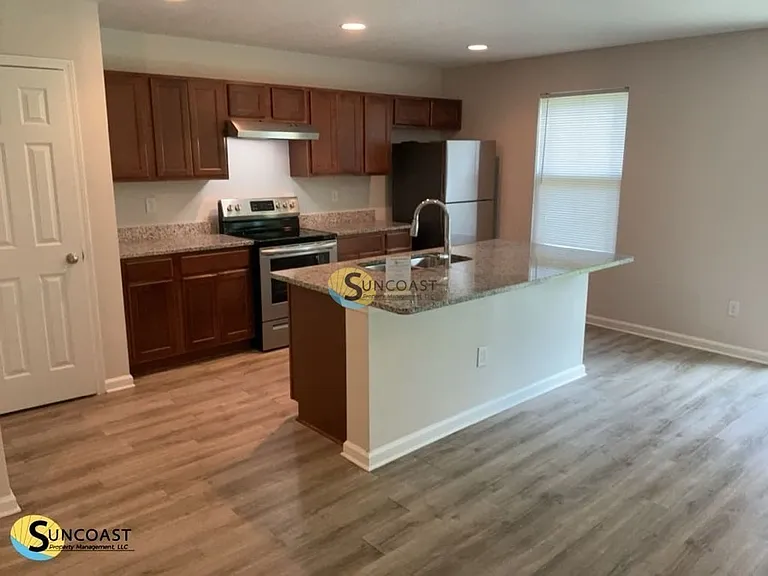 8113 Lanette St — Photo 14