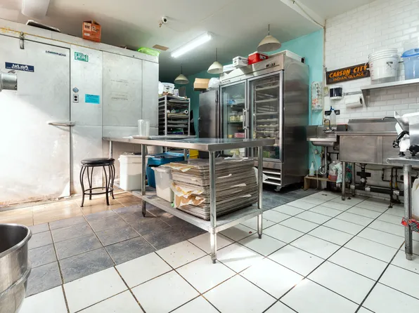 936 Seneca Avenue image 3 of 11