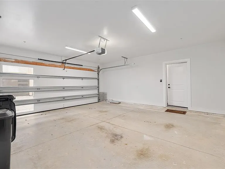 2601 SW Williston Rd #106 — Photo 74