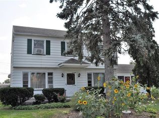 435 Wimbledon Rd, Rochester, NY 14617