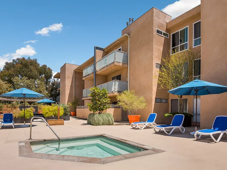 3700 Sepulveda Apartments — Photo 56