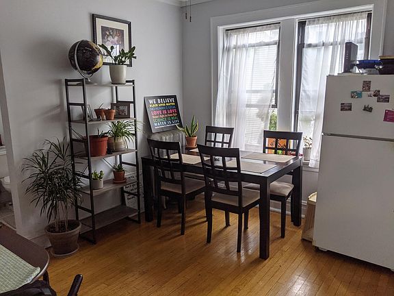 4th image of 4009 N Kildare Ave #103