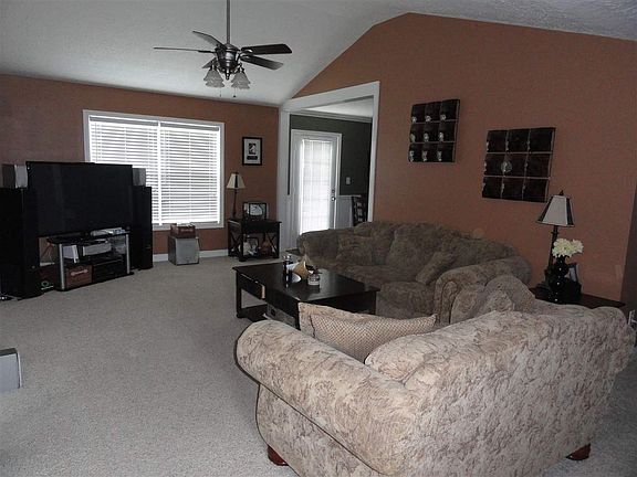 5th image of 1334 Huron Way