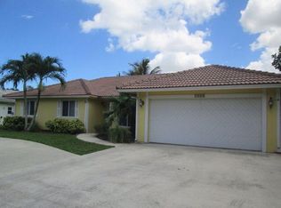 1990 Bonnie St, Boca Raton, FL 33486