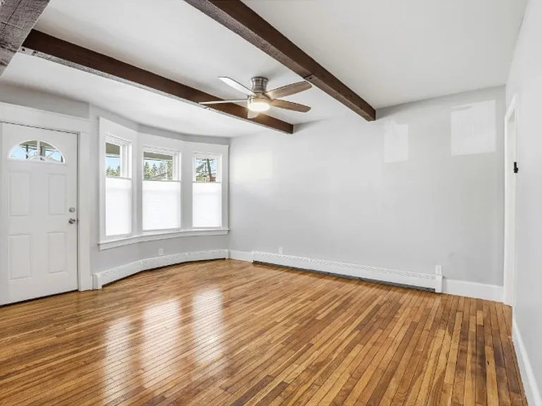 117 Webster St — Photo 26