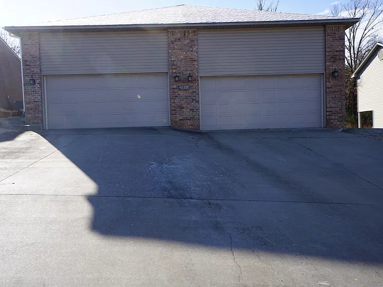 1135 Grinnell Circle A & B — Photo 1
