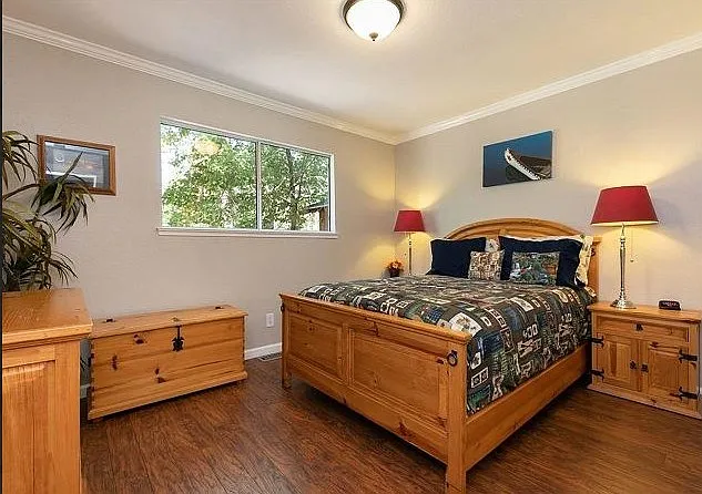574 Midiron Ave — Photo 10