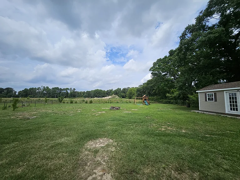 303 Weeping Willow Dr — Photo 36