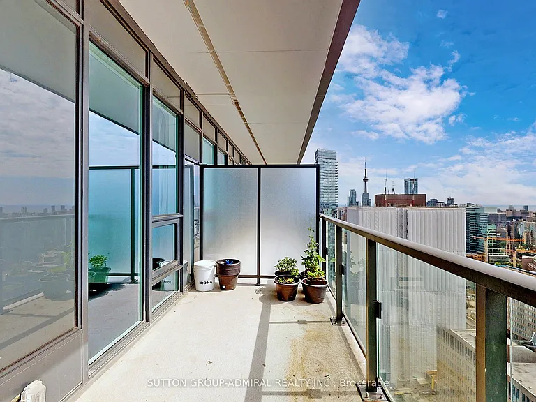 955 Bay St #3306 — Photo 25