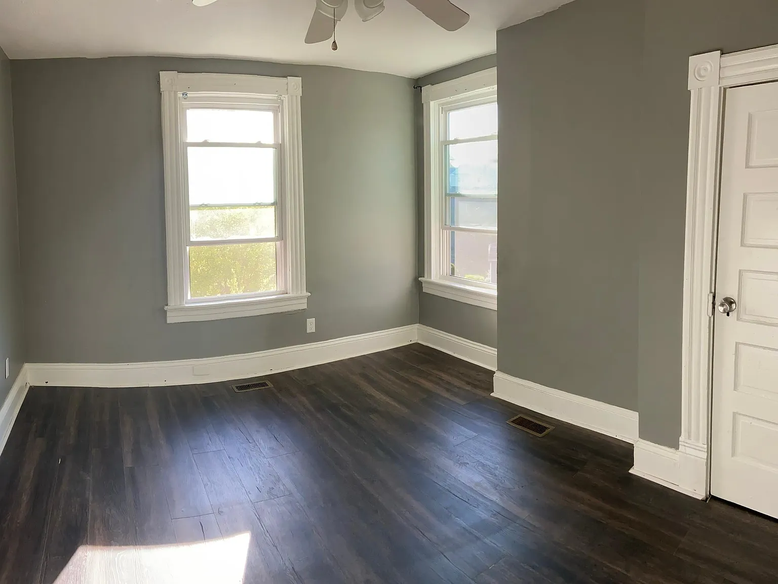 1468 Yancey St — Photo 3