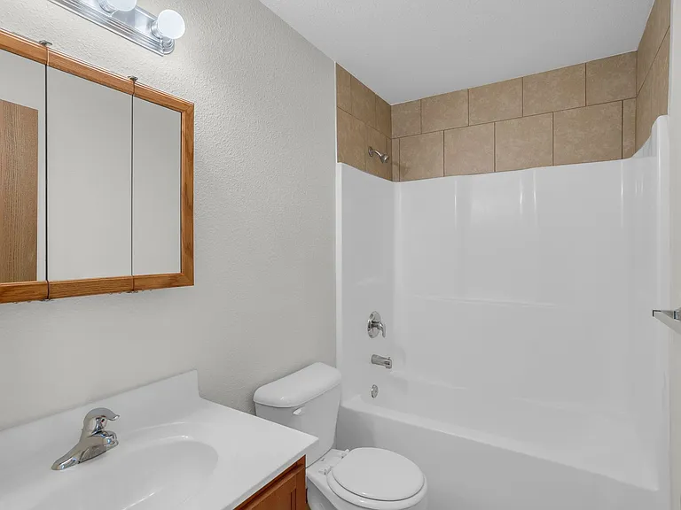 601-603 Glenstone Dr. — Photo 30