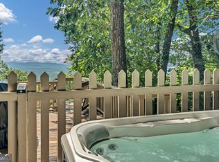 368 Walnut Rdg, Ellijay, GA 30536