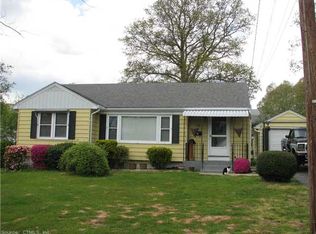 118 Hynes Ave, Groton, CT 06340
