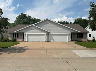 420 Taylor St, Kimberly, WI 54136