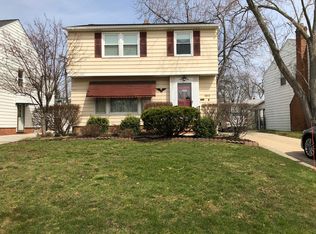 1413 Brainard Rd, Lyndhurst, OH 44124