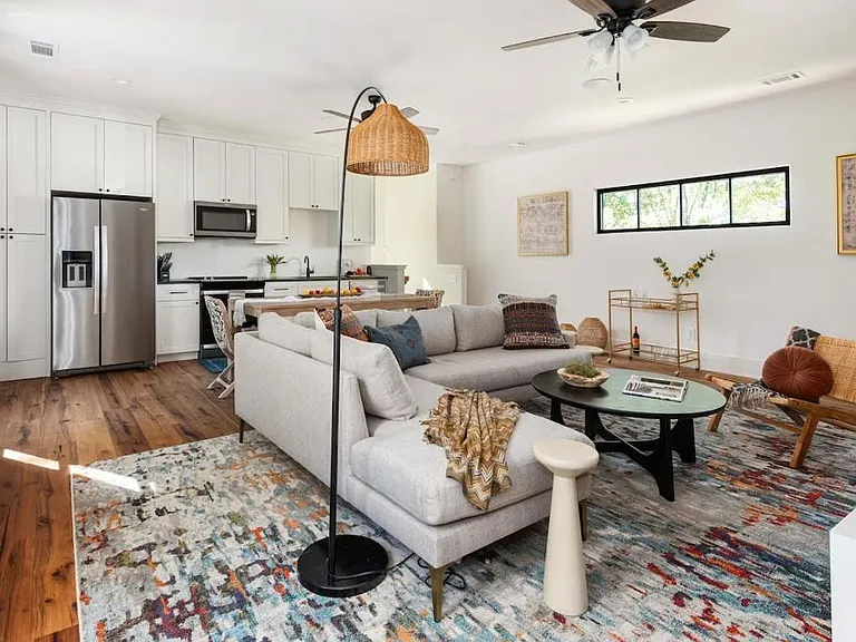 512 Rock Springs Rd NE #CH — Photo 8