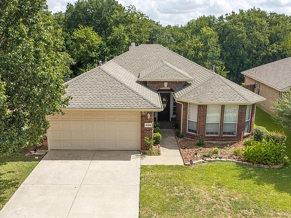 2nd image of 4324 Stone Hollow Way