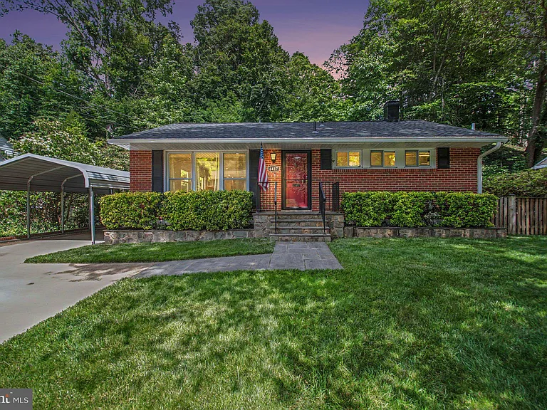 6417 Berkshire Dr — Photo 26